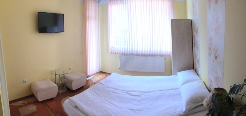 Mira Guest House
