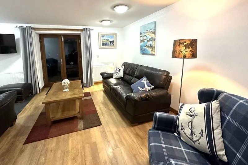 (6) LOVELY  PEACEFUL FARM COTTAGE SEA VIEWS  | CLOSE TO FILEY BEACH /TOWN