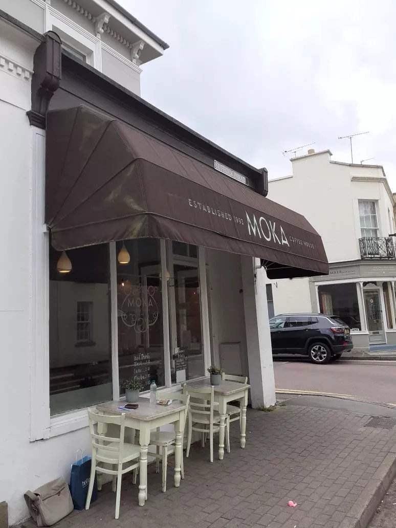 Moka Coffee House