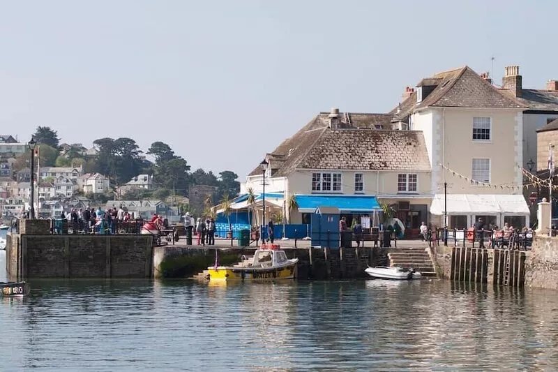 Sundance Cottage, Central Fowey. Sea Views!