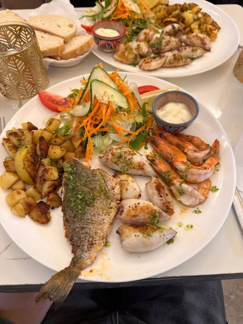 Petit Mediterrane