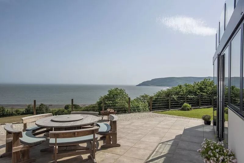 Stunning coastal home with panoramic sea views in Porlock Weir - 6 bed / 6 bath