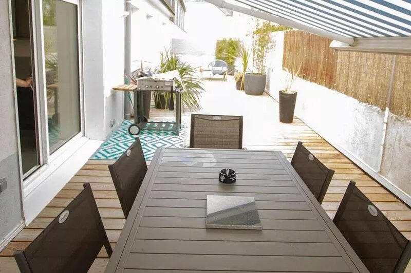Beautiful spacious apartment with terrace - town center and 2 steps from the