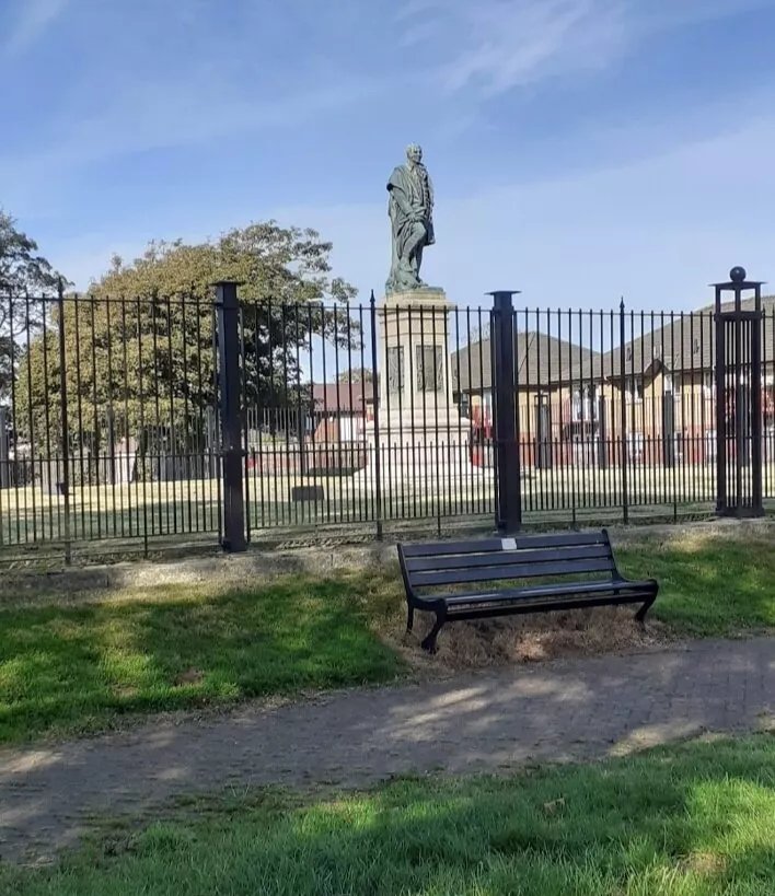 Irvine Robert Burns Statue