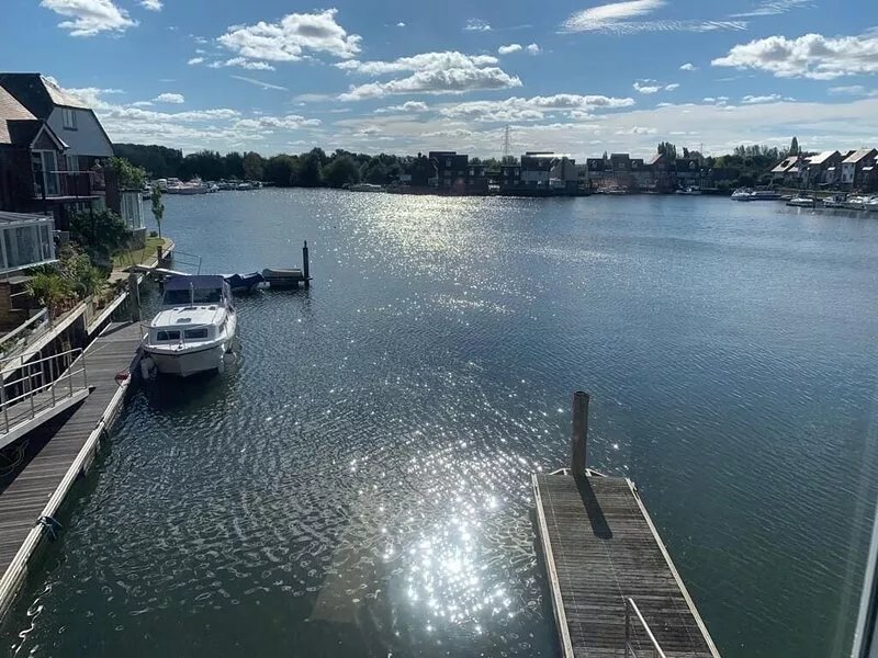 Beautiful 4 bed, on the Marina, Abingdon, Oxford