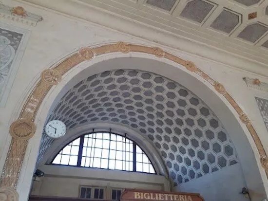 Stazione Di Roma Porta San Paolo