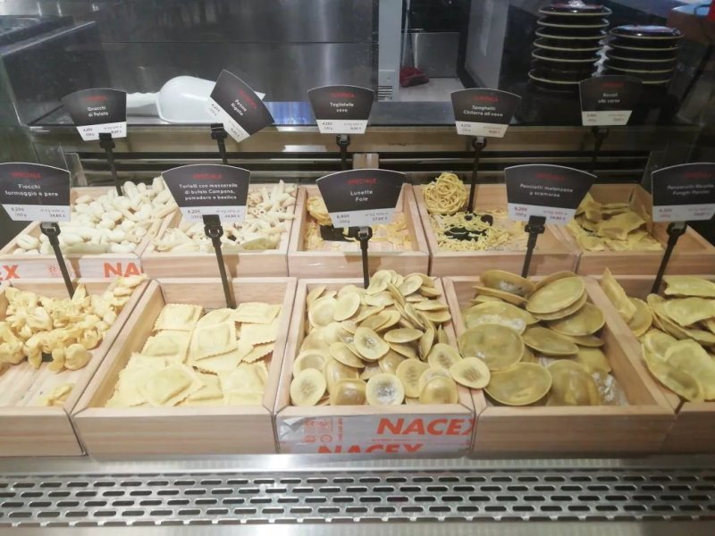 Davita Italian Gastro Market