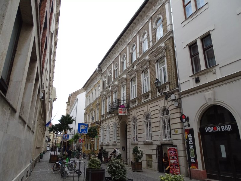 Kazi30 nyitott muterem es muveszeti galeria
