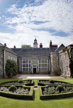 Hall Place & Gardens