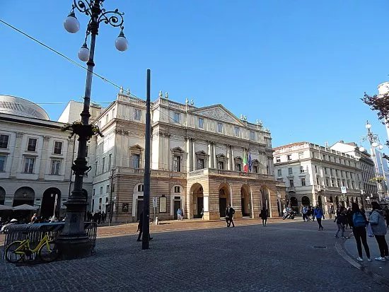 Piazza della Scala
