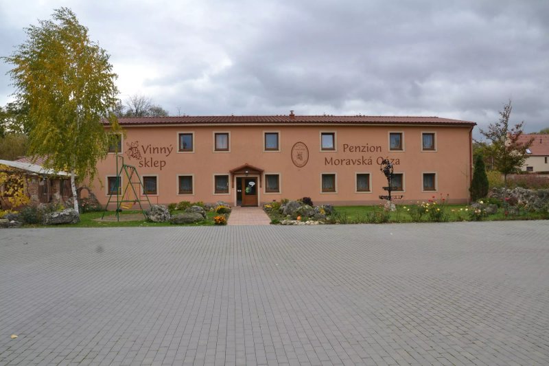 Pension a vinny sklep Moravska Oaza