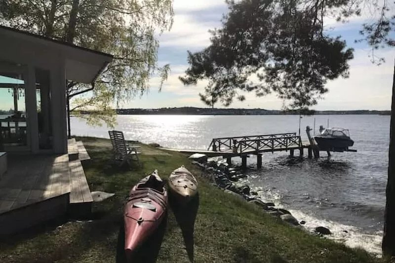 House with hot tub on the beach near Stockholm
