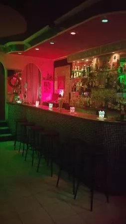 Chessa Bar