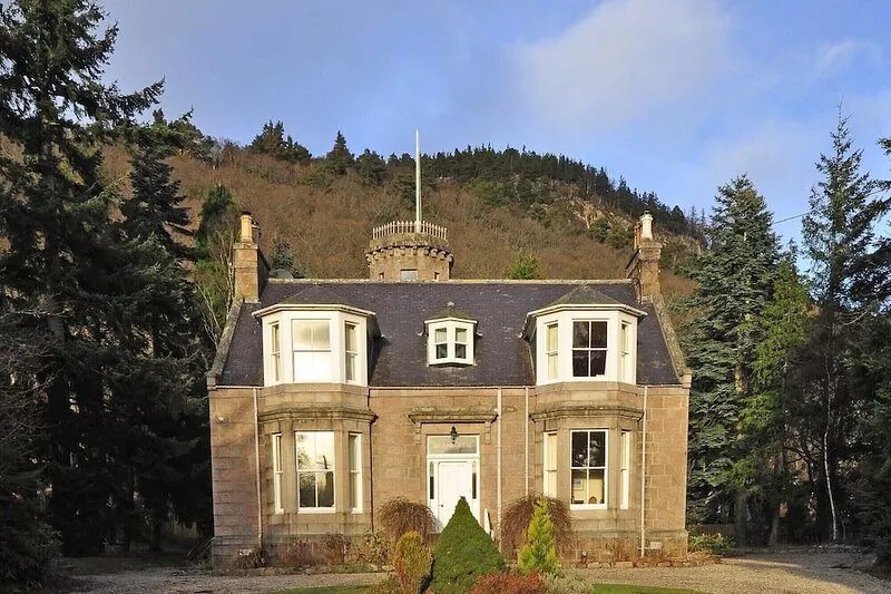 Charming, spacious, family home on Royal Deeside - close to amenities