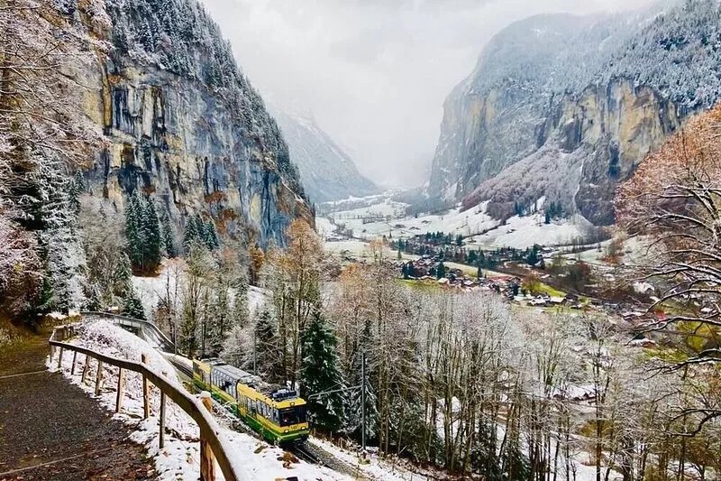 Superb Apartment, Stunning views, Wengen, , ski lift close by