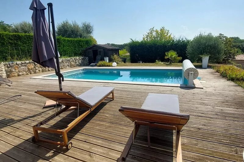 Pleasant contemporary house in Mondonville, near Toulouse and Airport.