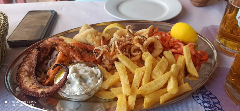 To Spitiko Taverna