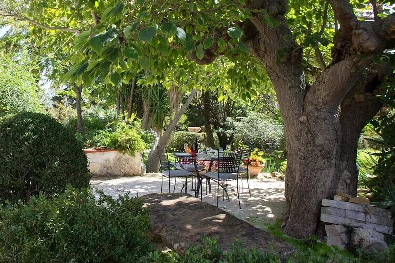 Villa Titì - Ancient country house with private swimming pool and park