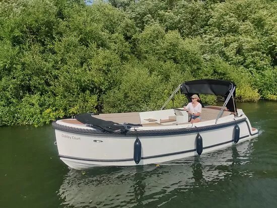 Boating at Marlow