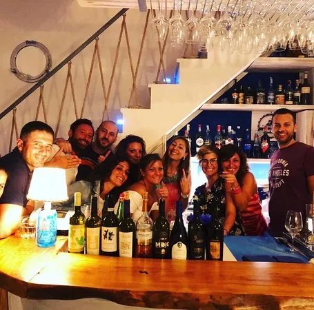 Wine Boat Wine Bar