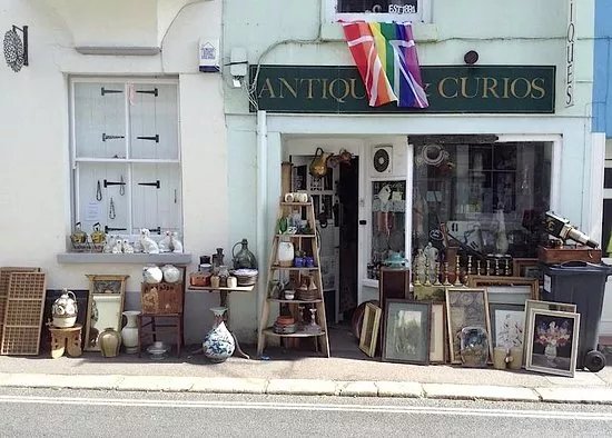 Tom Wood Antiques and Coins
