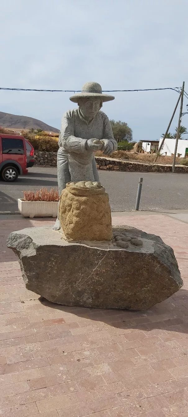 Monumento a La Mujer Campesina