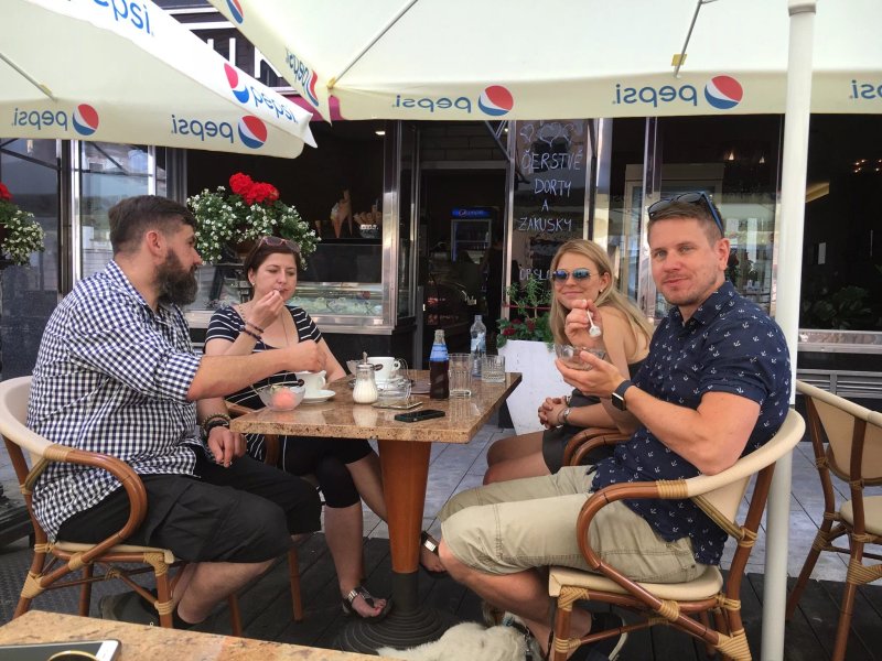 Cafe Madlen