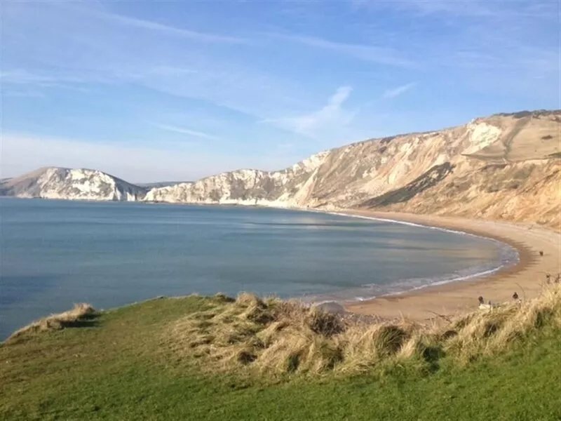 COOMBE ORCHARD, pet friendly, with a garden in Swanage