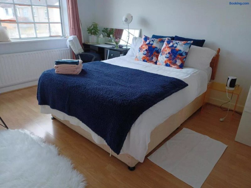 Big Bright Room and Happy Box Room
