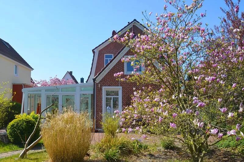 Stadtvilla Norden-exclusive vacation home with conservatory