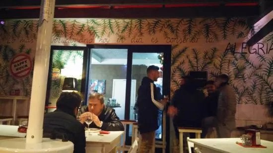 Trocadero Lounge Bar
