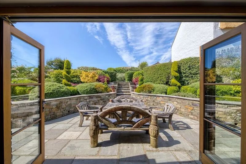 Award winning Cottage by the sea Tennis/SFast WIFI/Dogs/Jacuzzi 400m to beach
