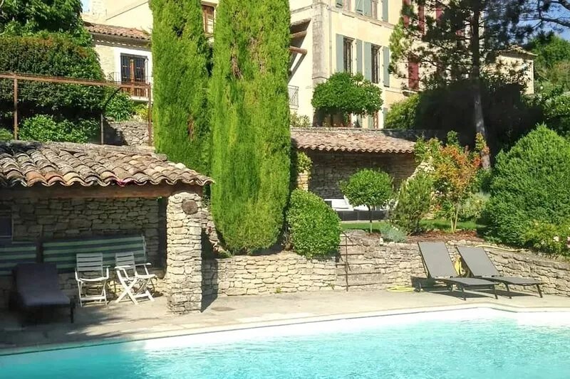 Homerez - Family villa with private pool in Lacoste – 250 m²