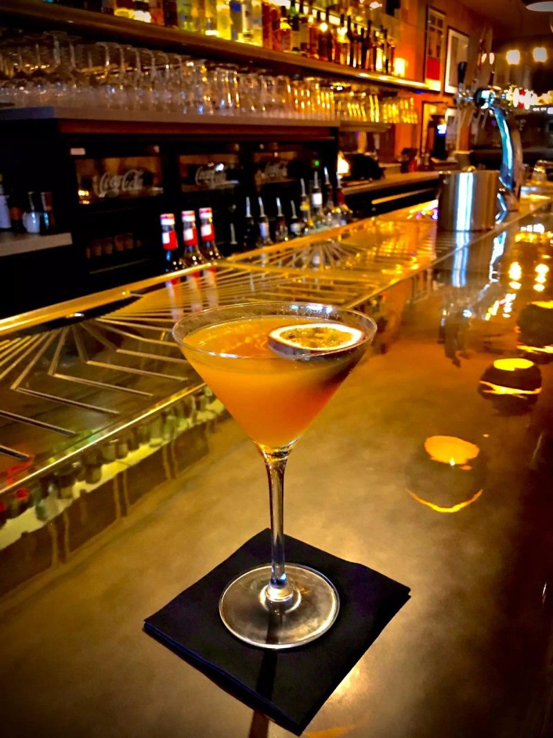 Legends Cocktail Bar & American Grill