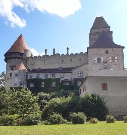 Burg Heidenreichstein