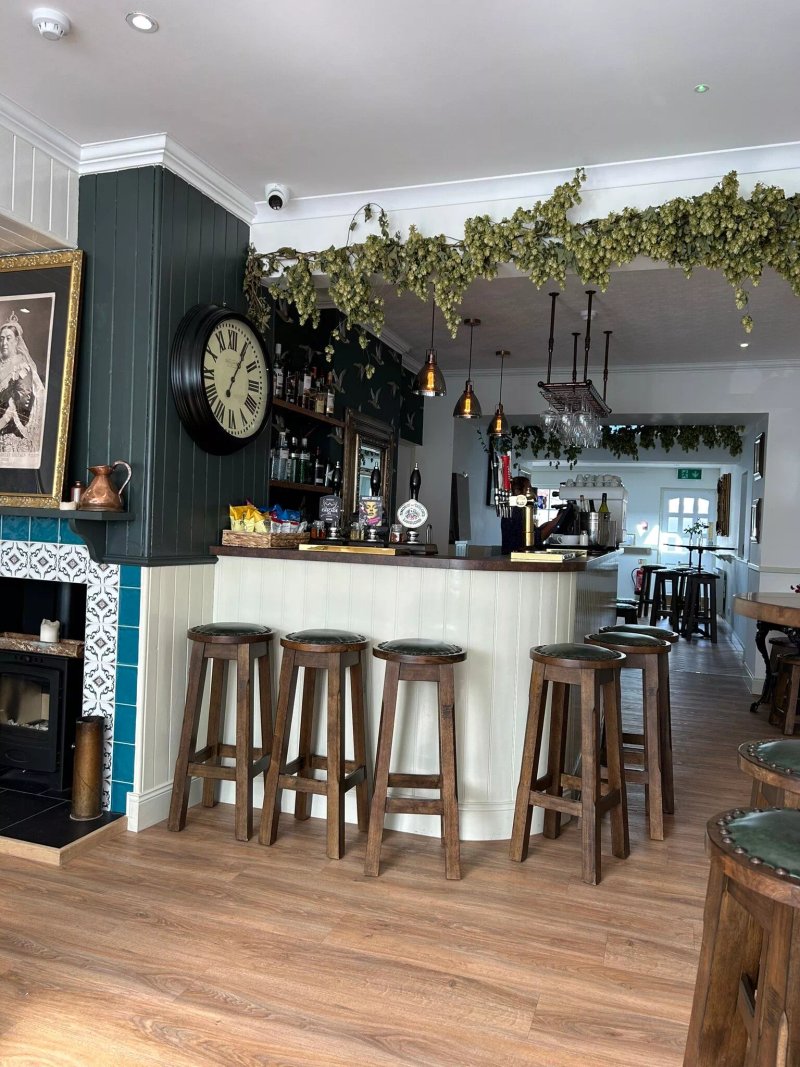 The Victoria Hotel Bar Bistro