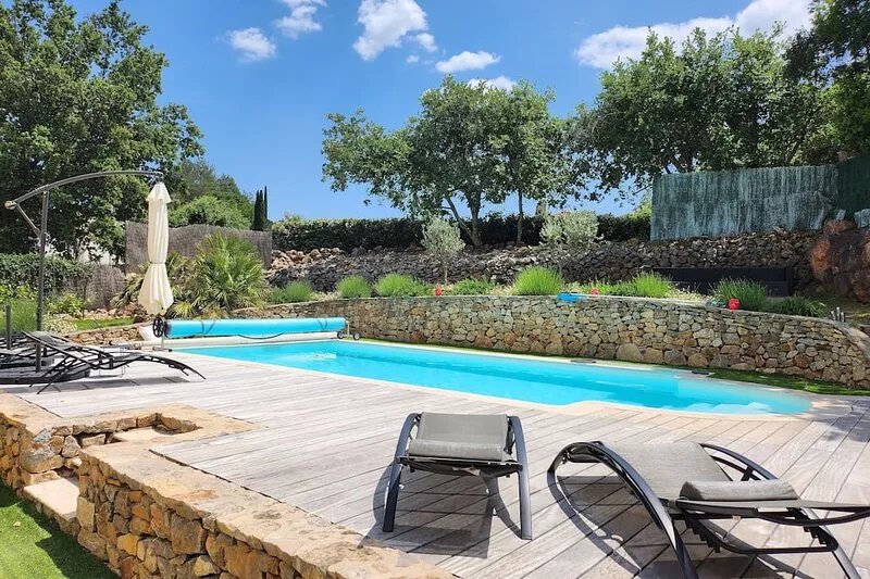 Villa 4*- Salt water swimming pool, Air conditioning, Anti-mosquito