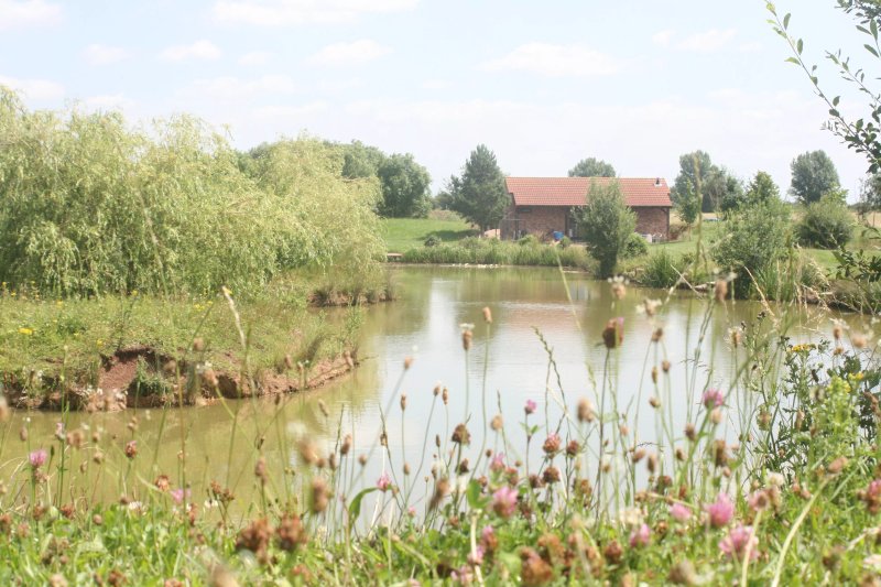 Foxcovert Fisheries & Caravan Park
