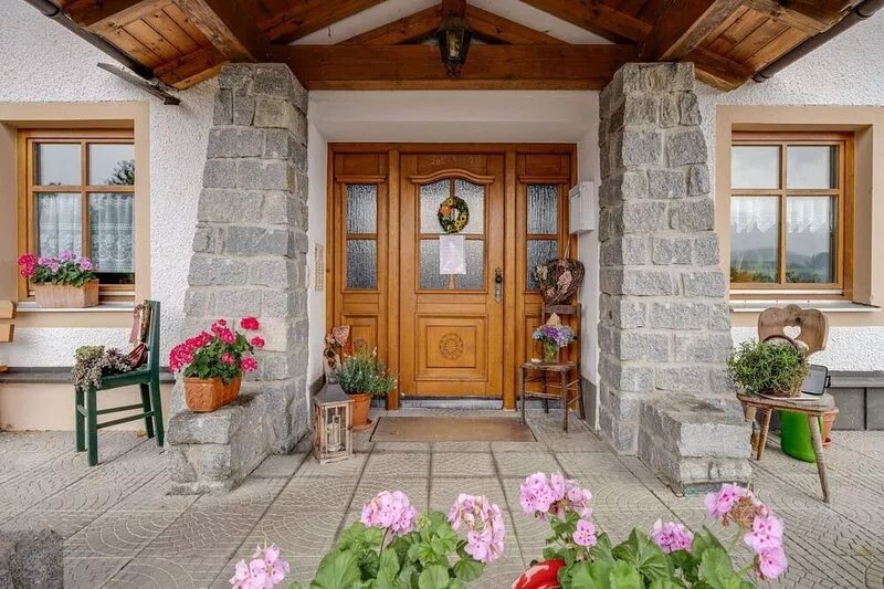 Lovely Apartment in Schwarzenbach with Sauna