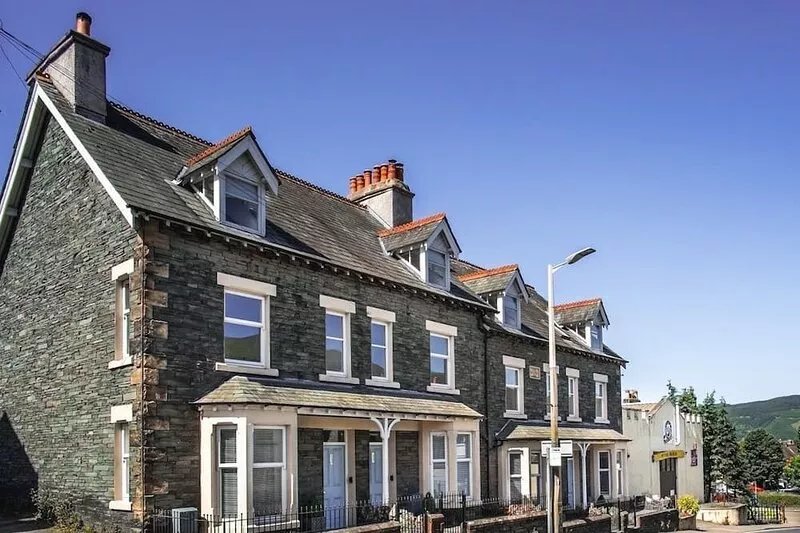 5 The Townhouses -  a house that sleeps 8 guests  in 4 bedrooms