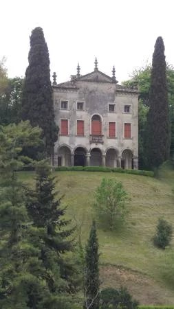 Villa degli Armeni, detta "il Fresco"