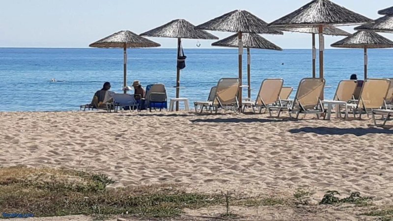 Studio To Rent In Front The Lovely Sea