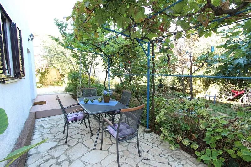 GIORGIA One-Bedroom Apartment with Terrace 2