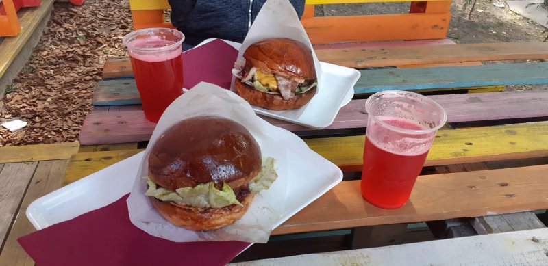 Kezmuves Hamburgerek Ray"Ba Street Food