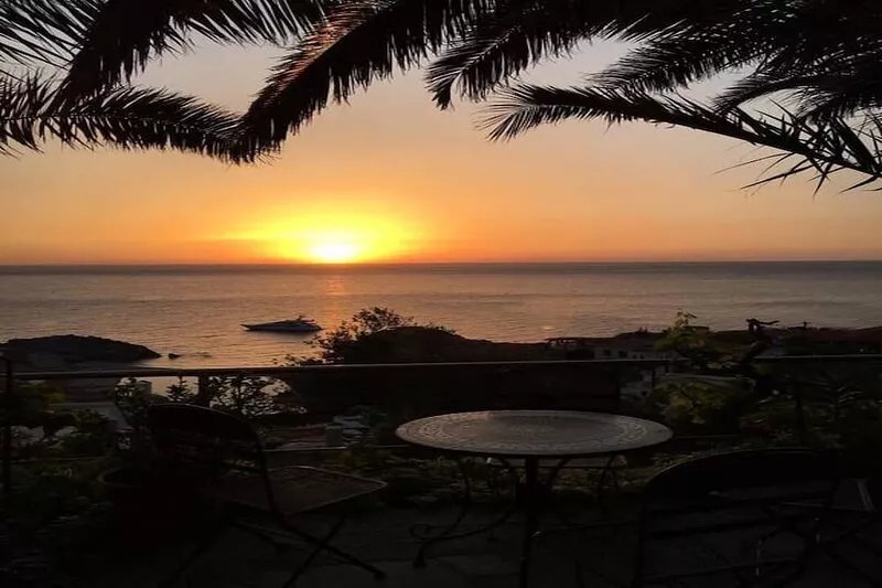 Exclusive Kalithea vacation home with fantastic views in NAS