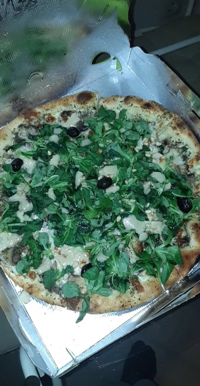 Chez Chris Pizzeria Rotisserie