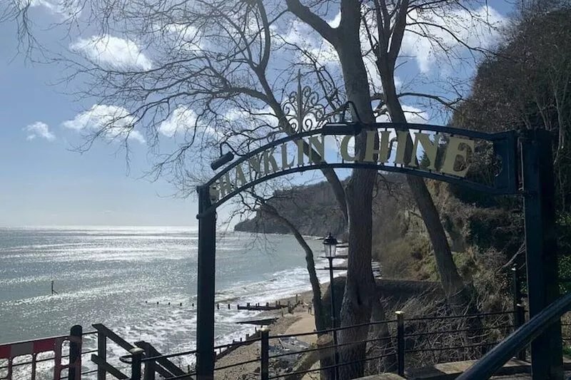 2 Bed Apartment The Priory - Panoramic Sea View