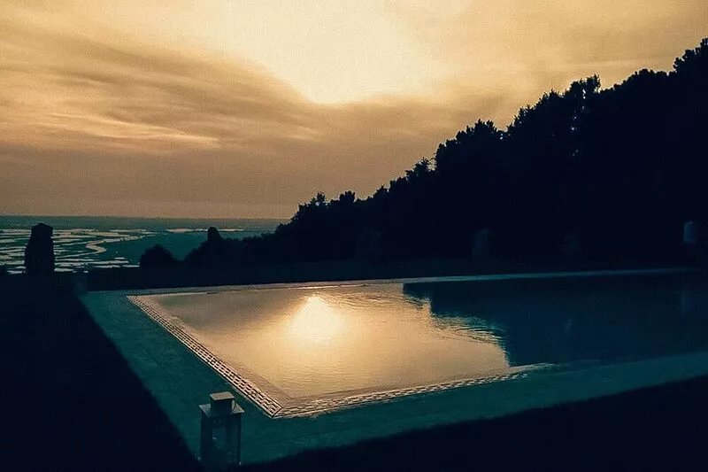Holiday apartment Ginestra with  pool on the hills of Lucca view on the sea
