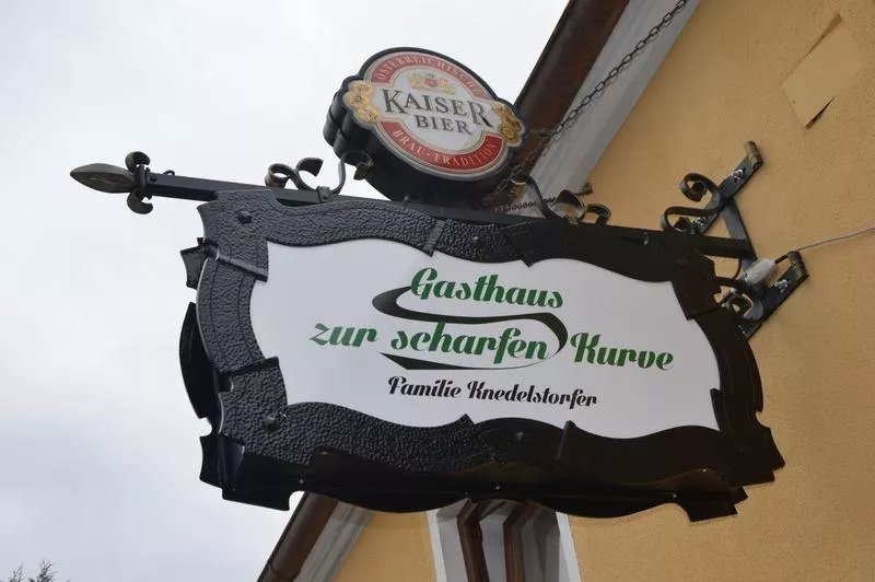 Gasthaus zur Scharfen Kurve