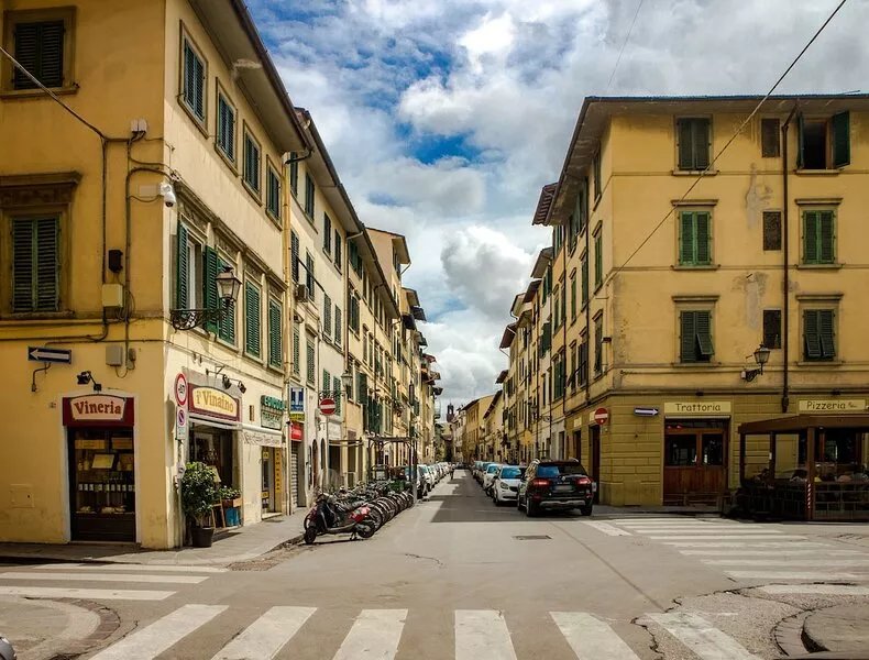Romantic Balcony in the center of Florence